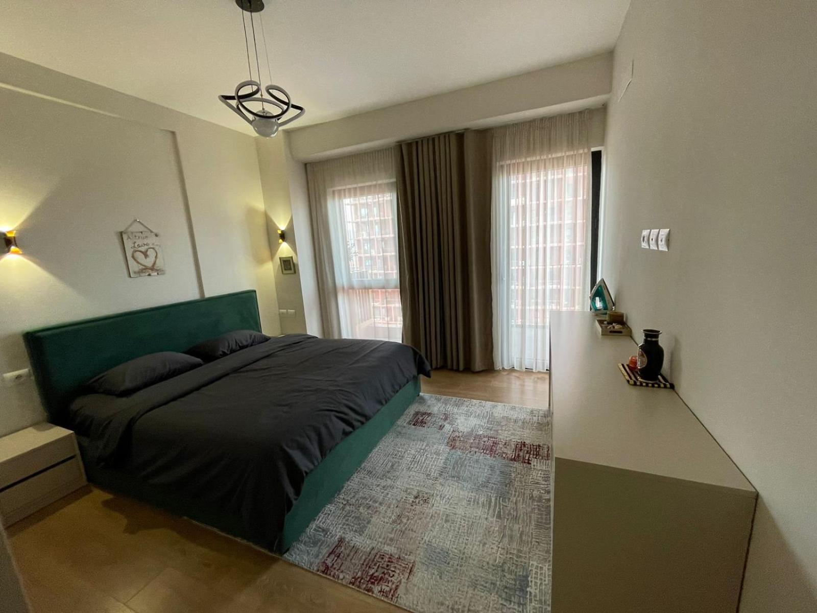Garden Building Luxury Apartment Tirana Kültér fotó