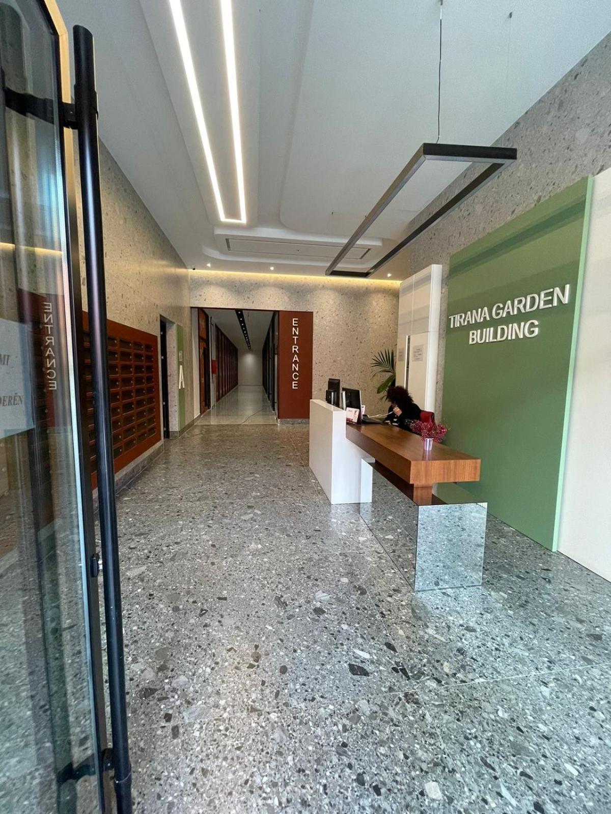 Garden Building Luxury Apartment Tirana Kültér fotó